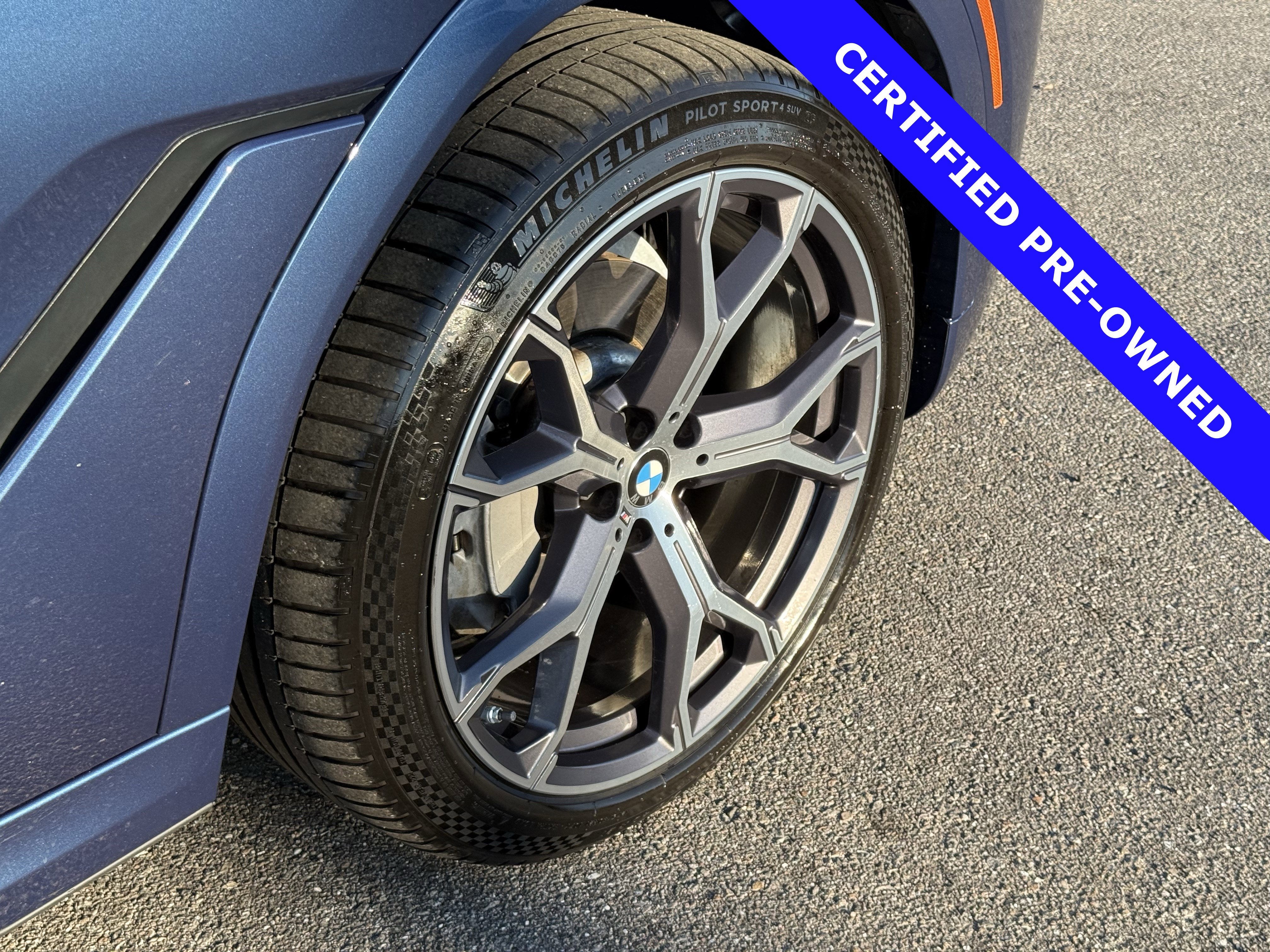 2022 BMW X6 xDrive40i