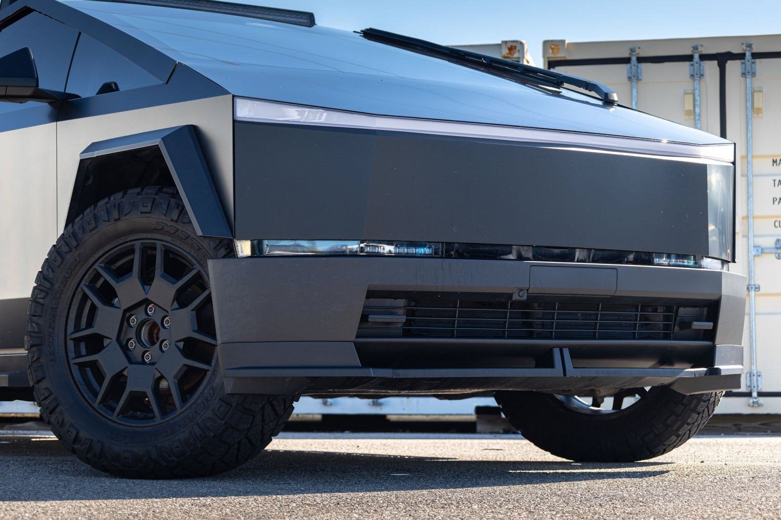 2024 Tesla Cybertruck Cyberbeast