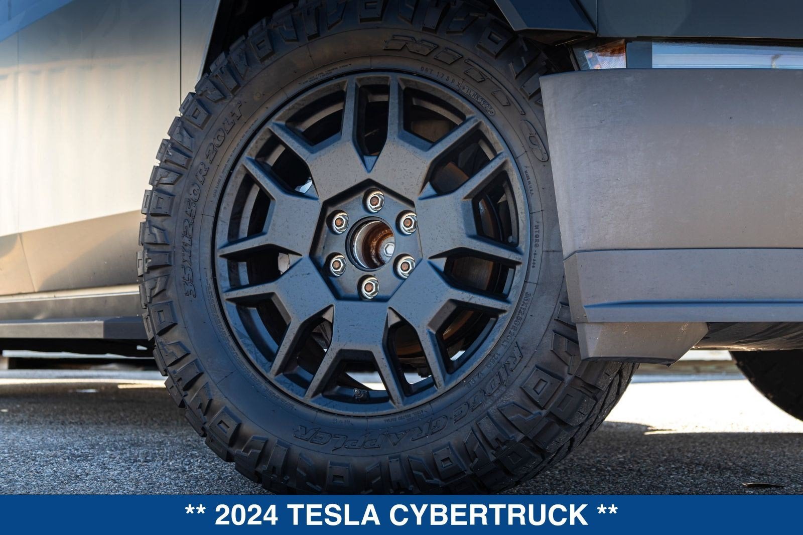 2024 Tesla Cybertruck Cyberbeast