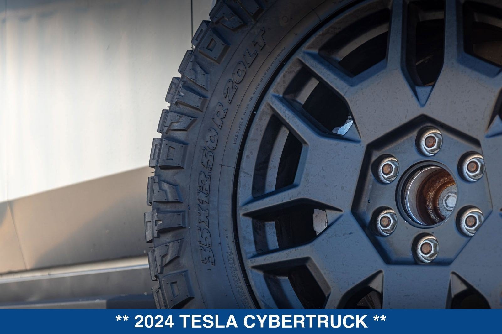 2024 Tesla Cybertruck Cyberbeast