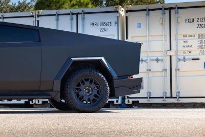 2024 Tesla Cybertruck Cyberbeast