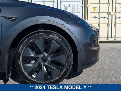 2024 Tesla Model Y Long Range