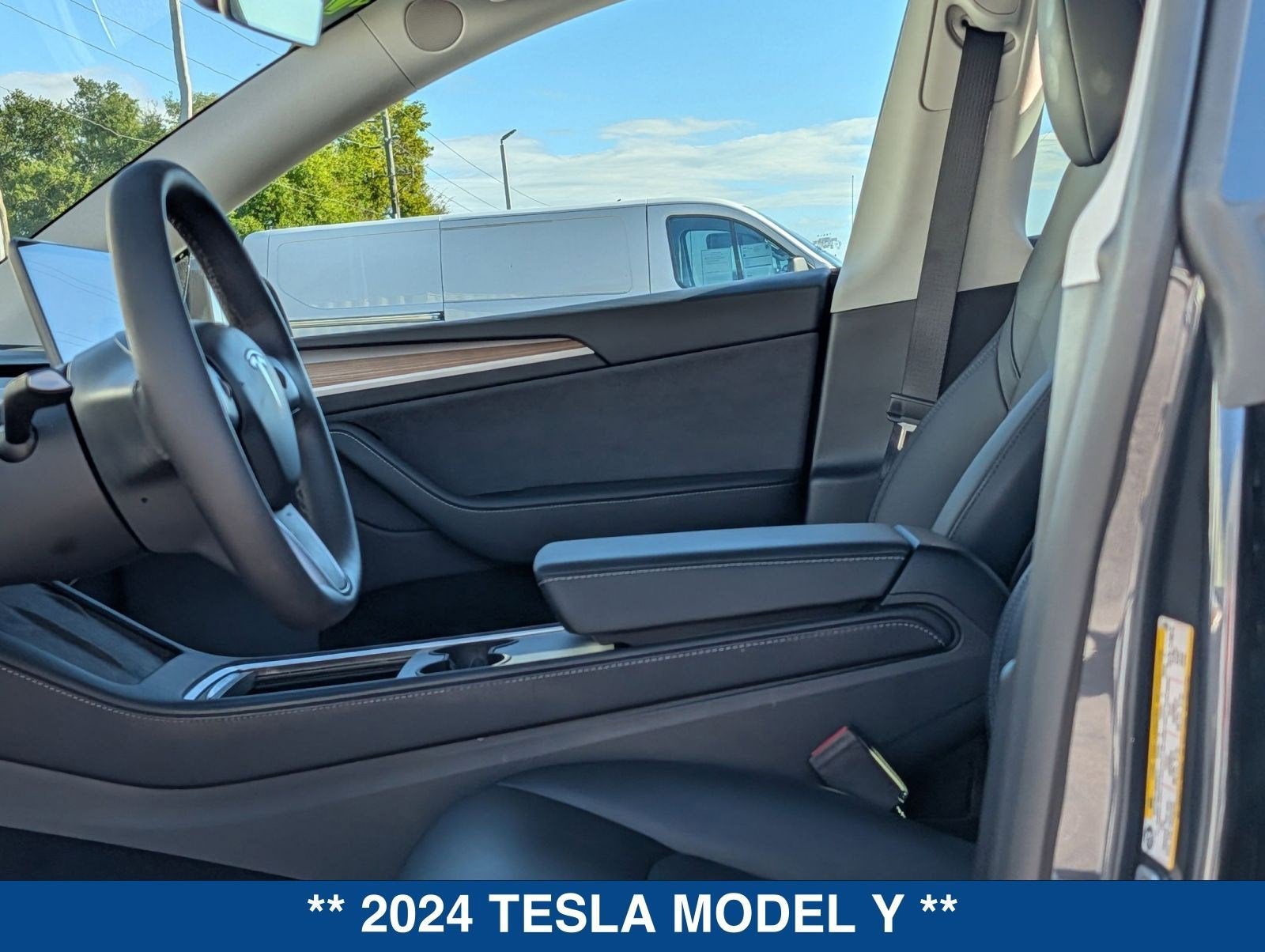 2024 Tesla Model Y Long Range