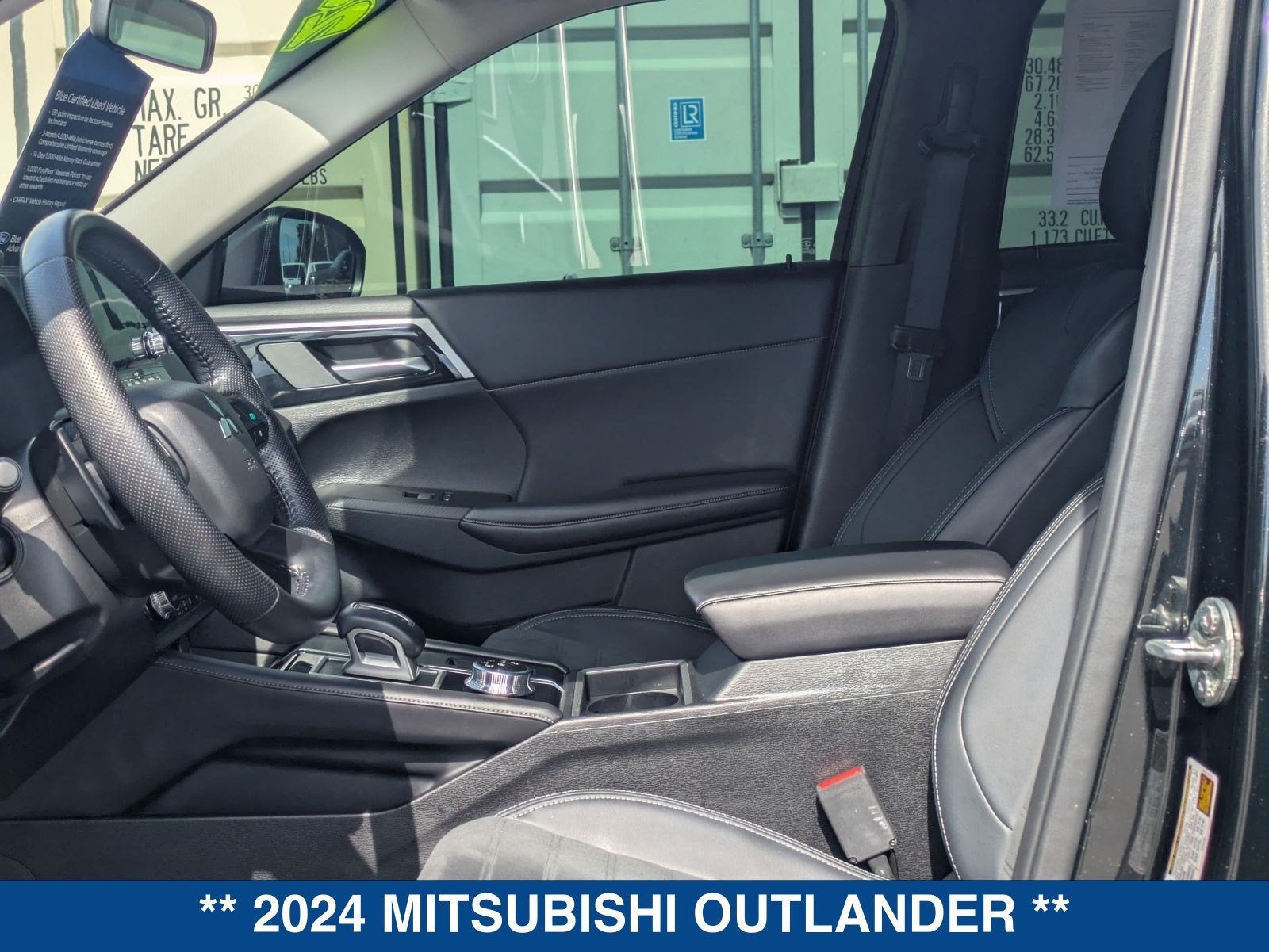 2024 Mitsubishi Outlander SE