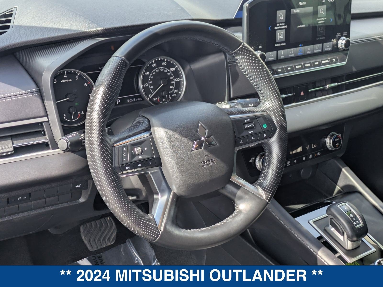 2024 Mitsubishi Outlander SE