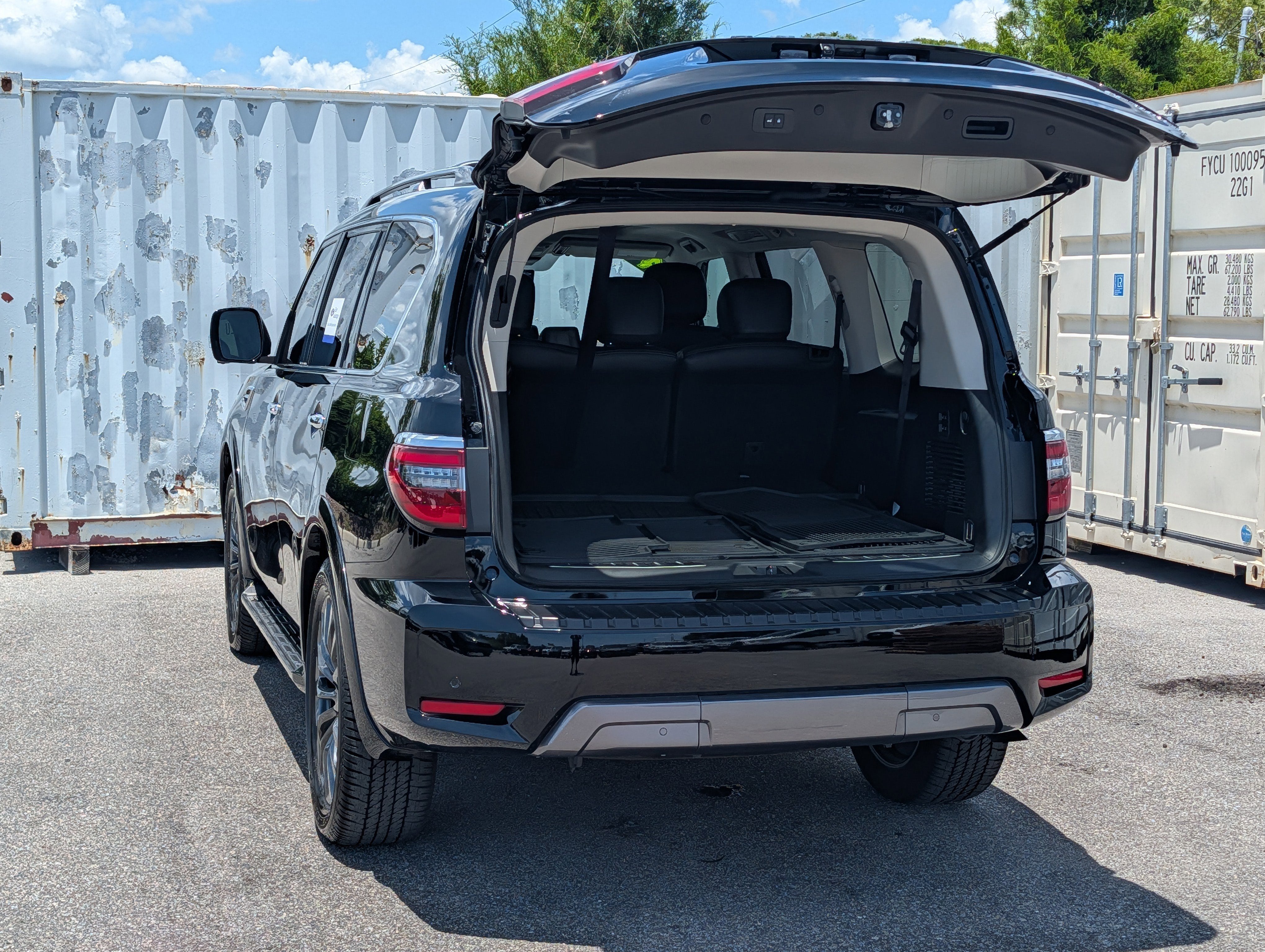 2024 Nissan Armada Platinum