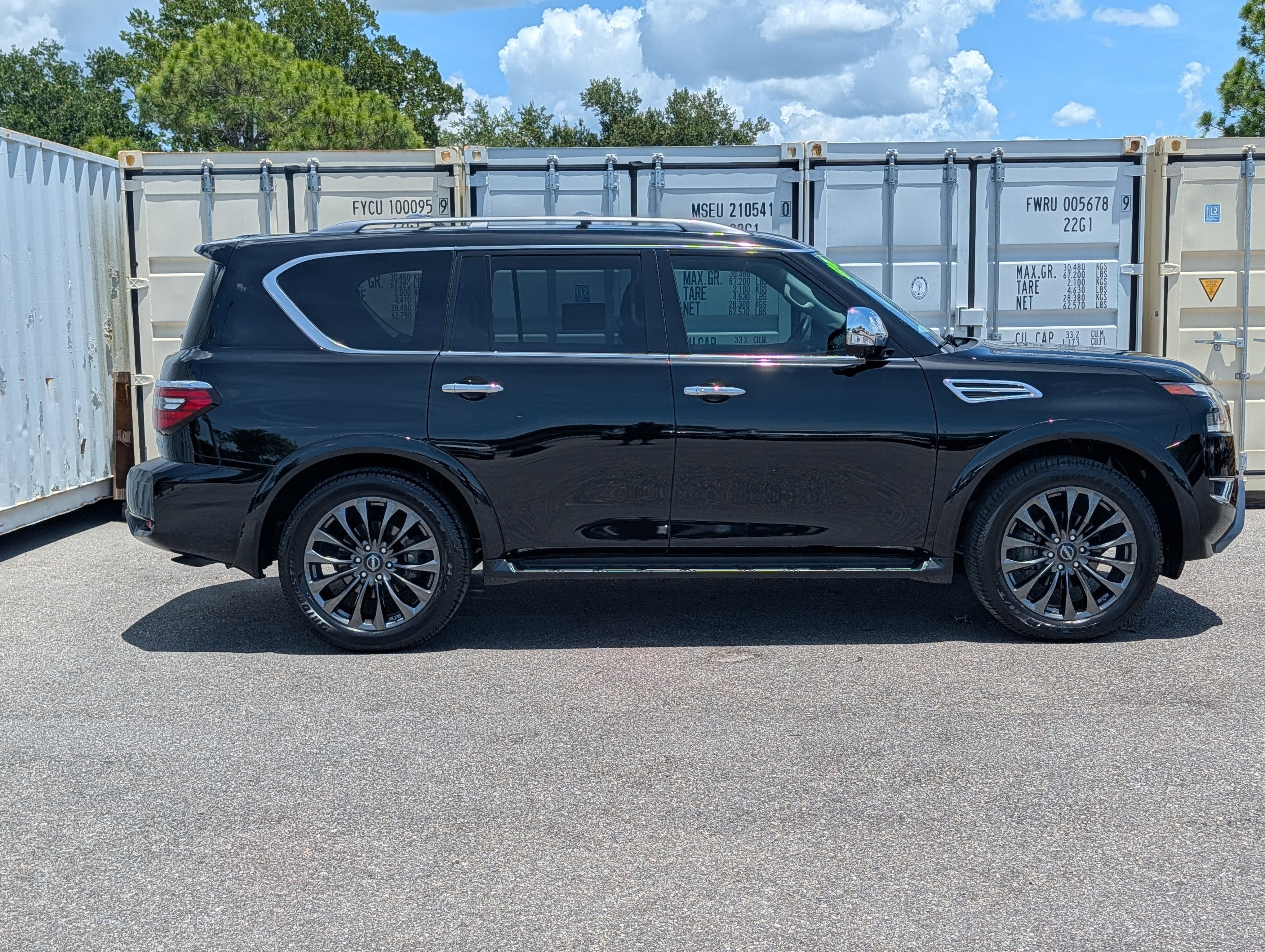 2024 Nissan Armada Platinum