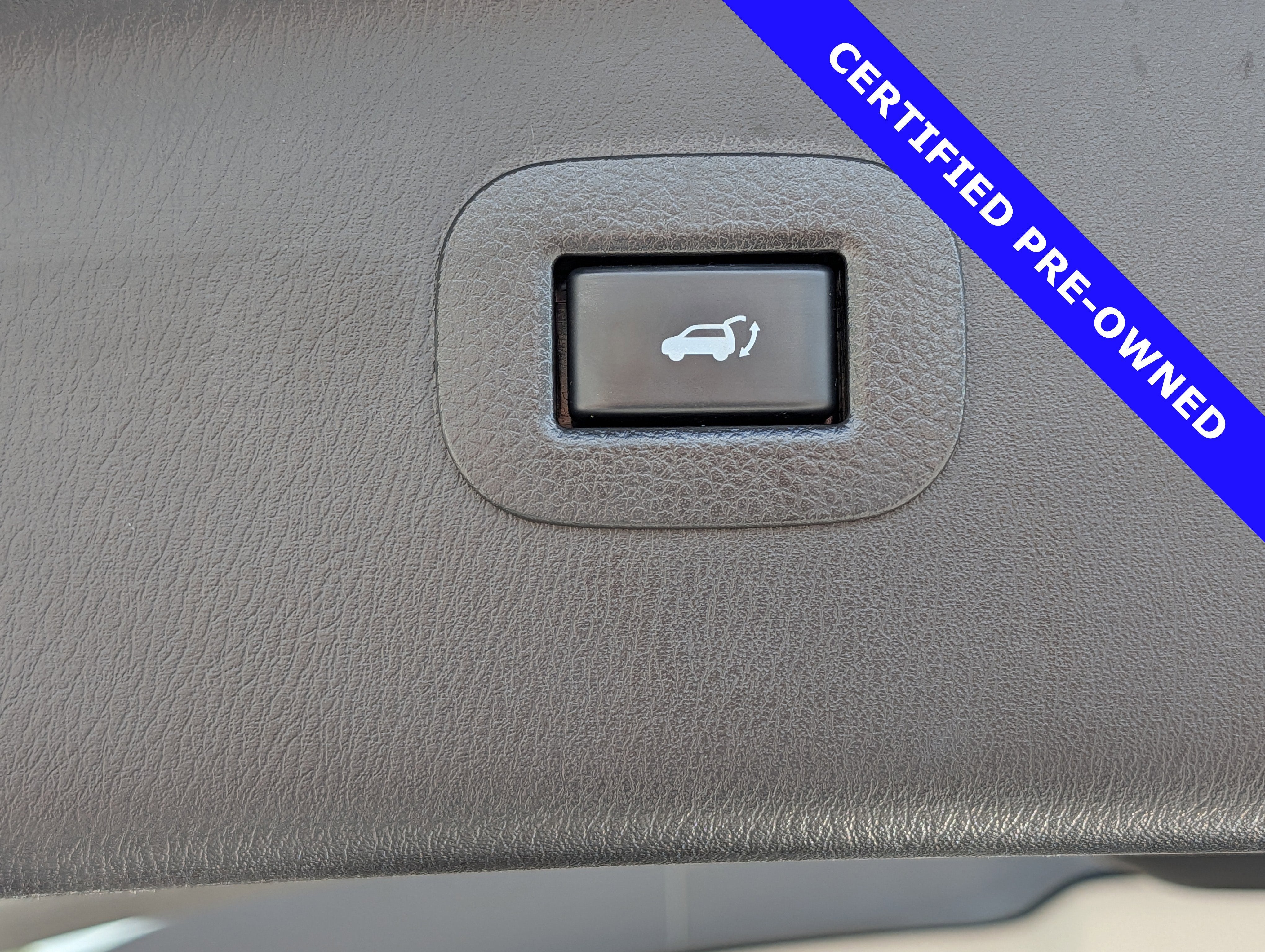 2021 INFINITI QX80 LUXE