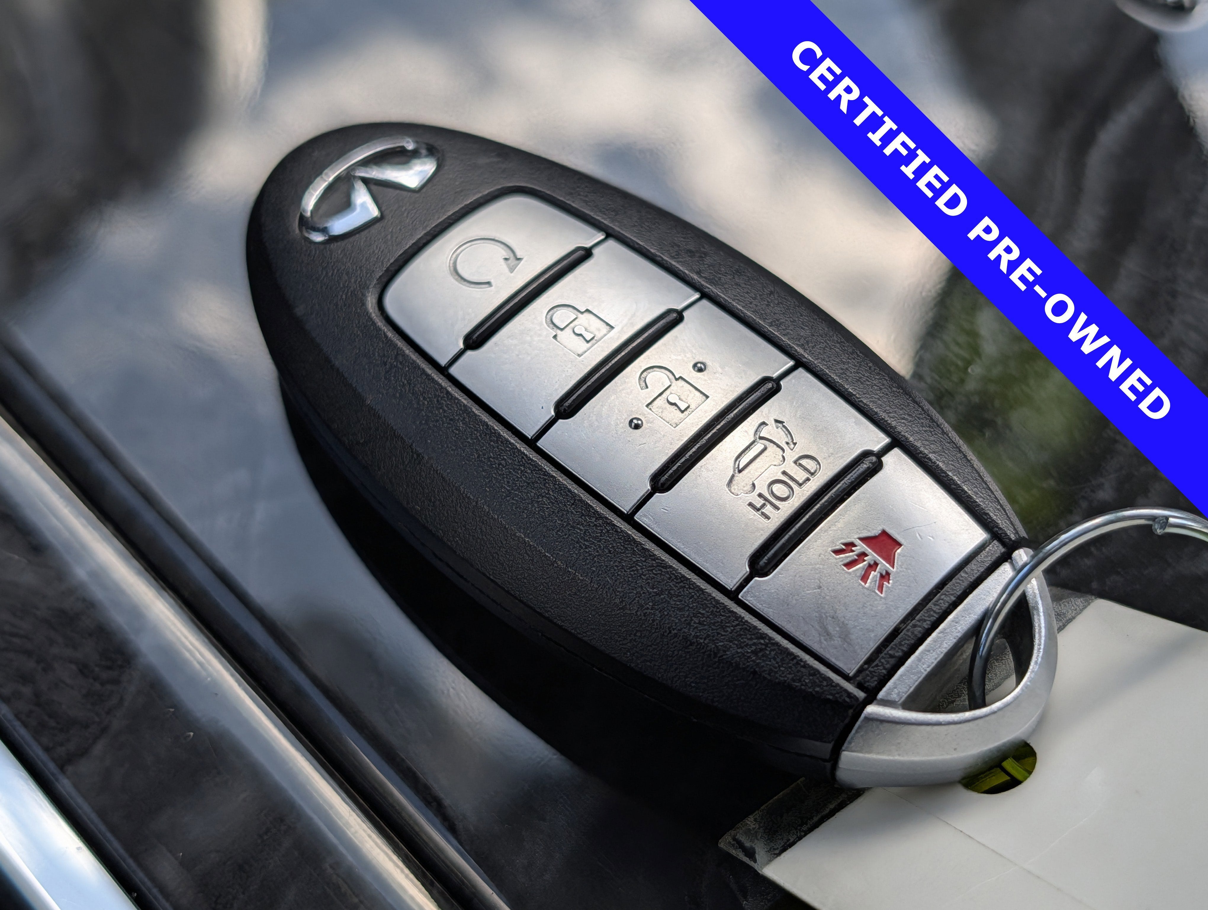 2021 INFINITI QX80 LUXE