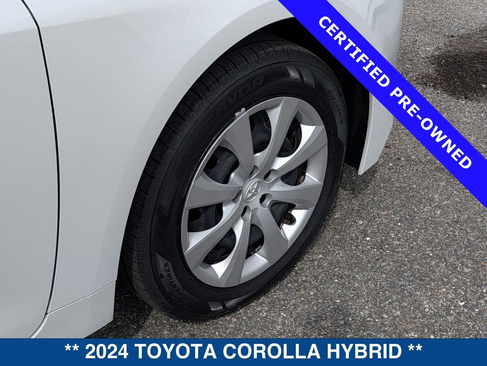 2024 Toyota Corolla Hybrid LE