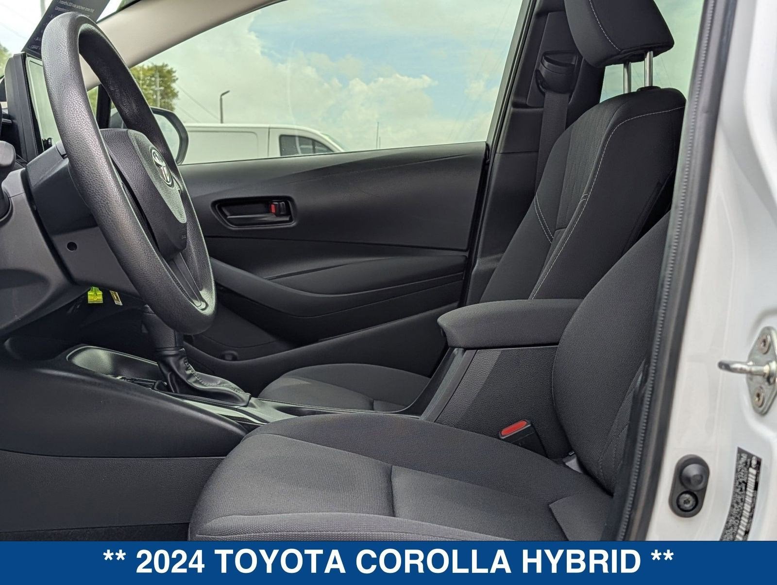 2024 Toyota Corolla Hybrid LE