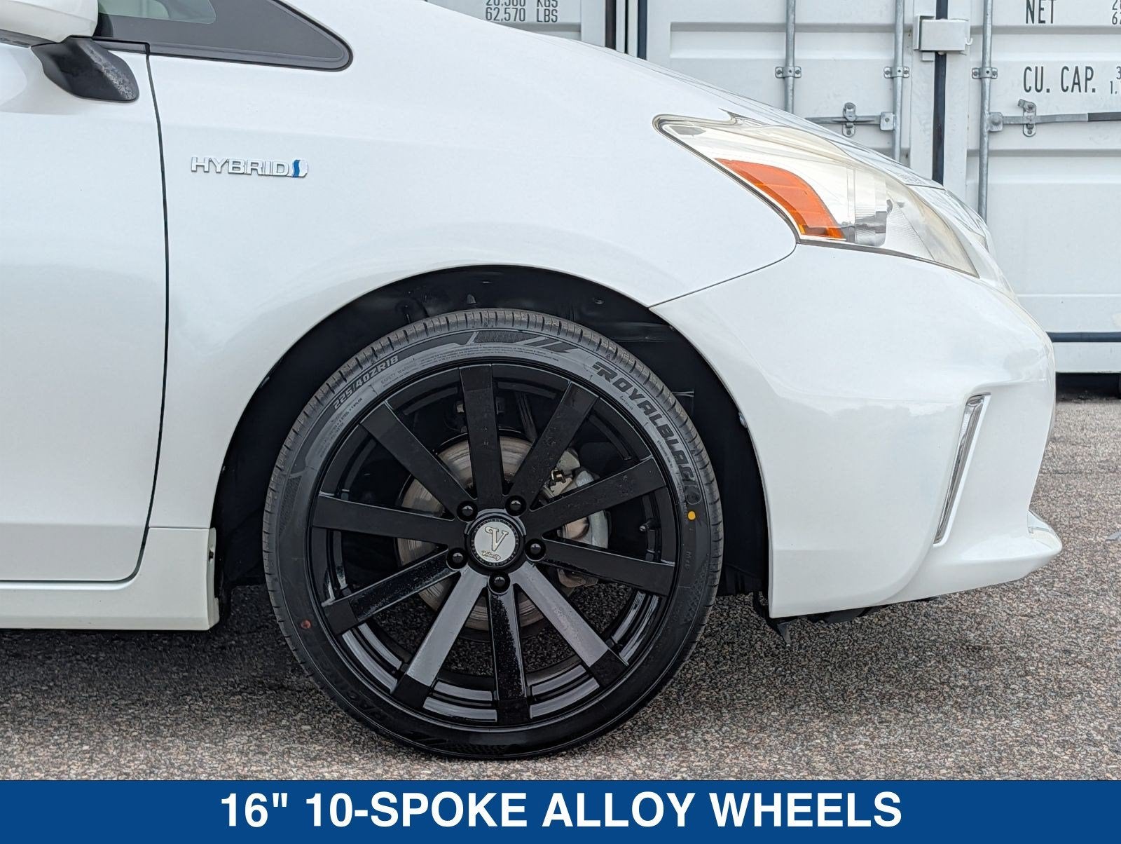 2013 Toyota Prius v Three