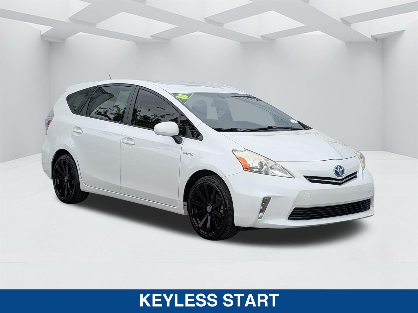 2013 Toyota Prius v Three