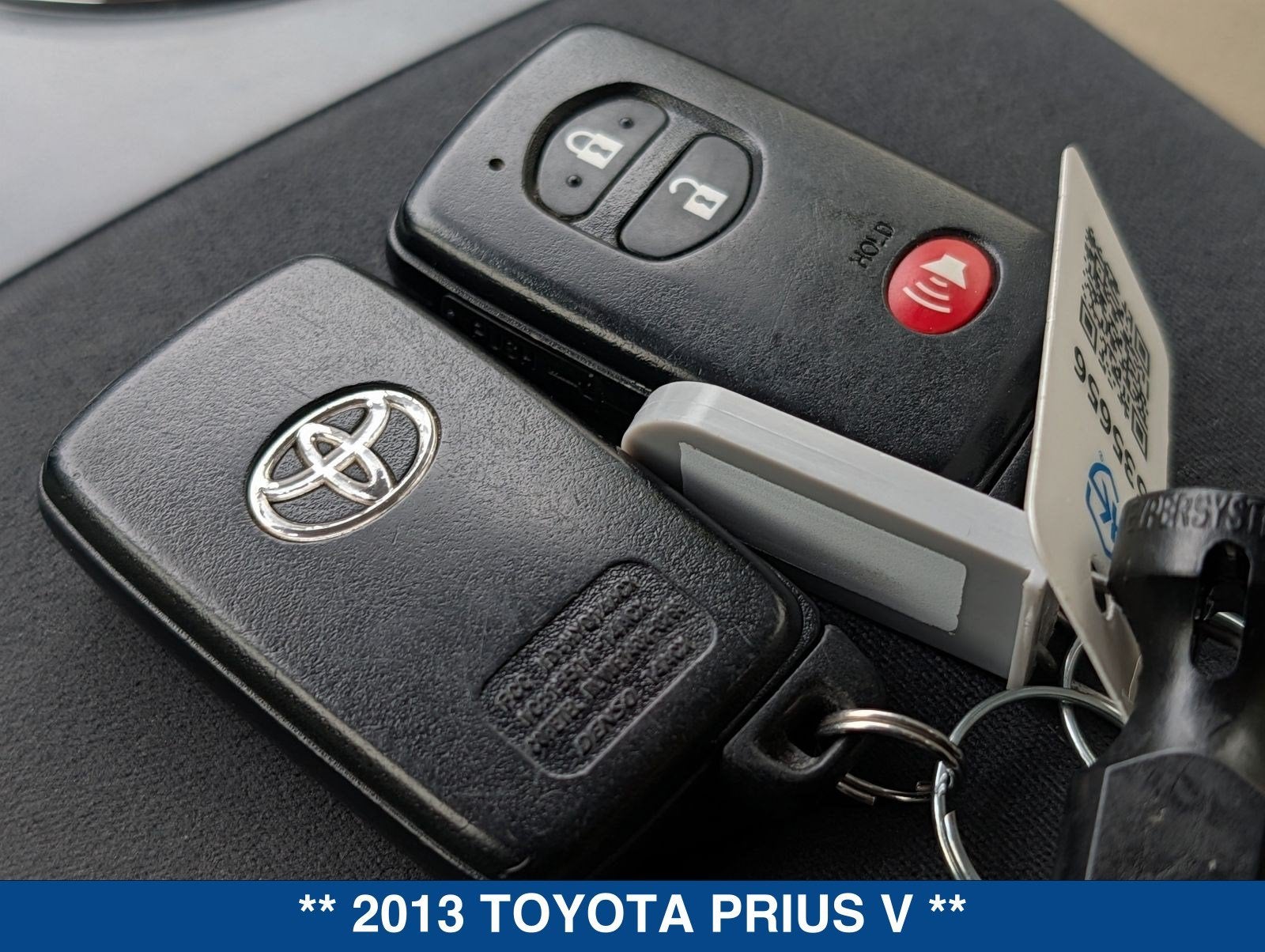 2013 Toyota Prius v Three