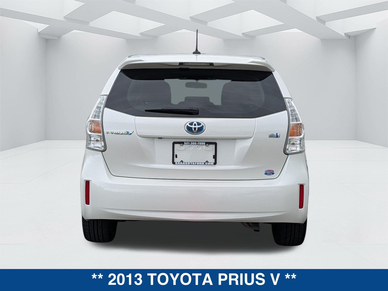 2013 Toyota Prius v Three