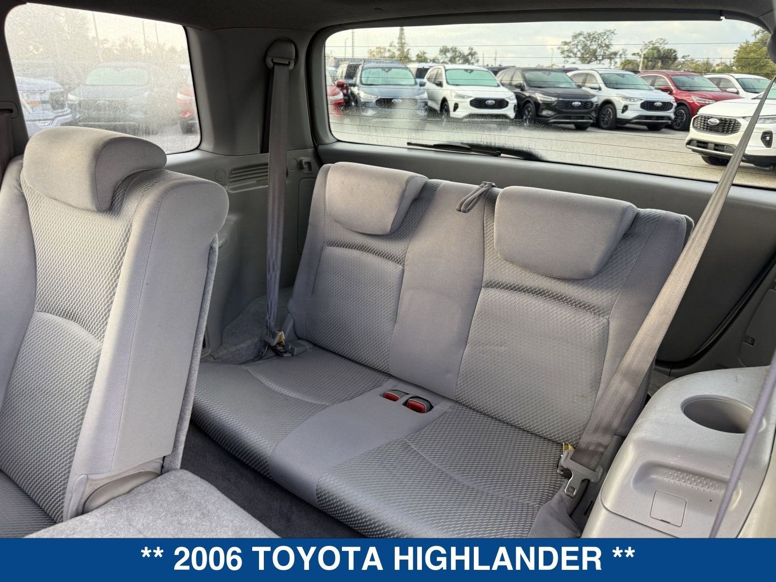 2006 Toyota Highlander w/3rd Row