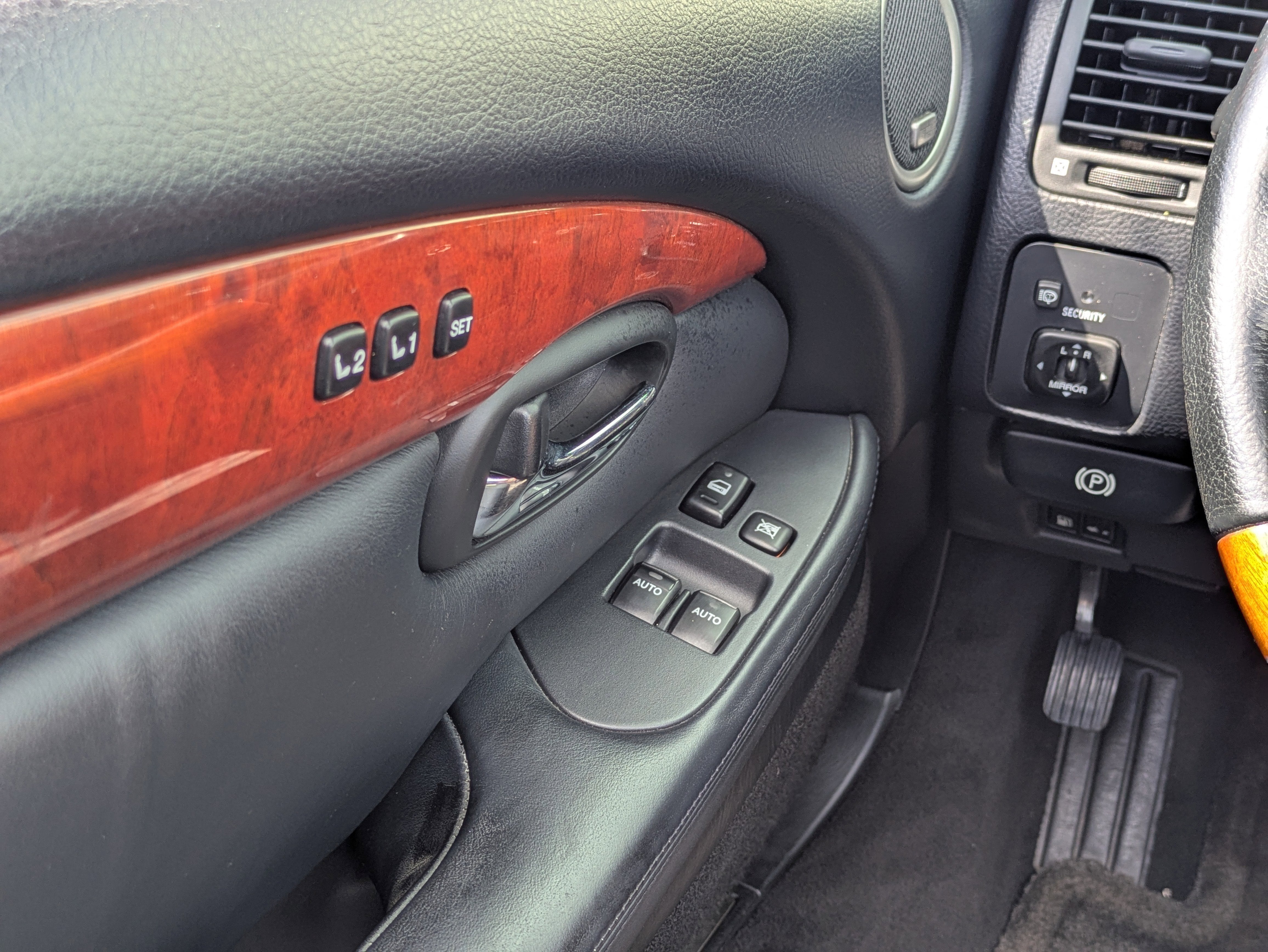 2003 Lexus SC 430 Base