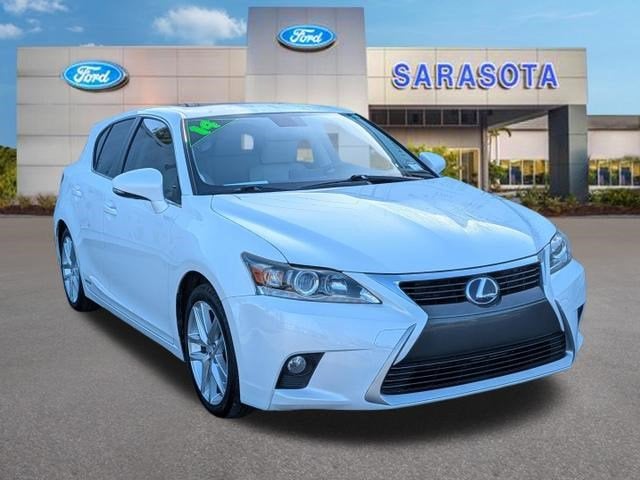 2014 Lexus CT 200h 200h's photo