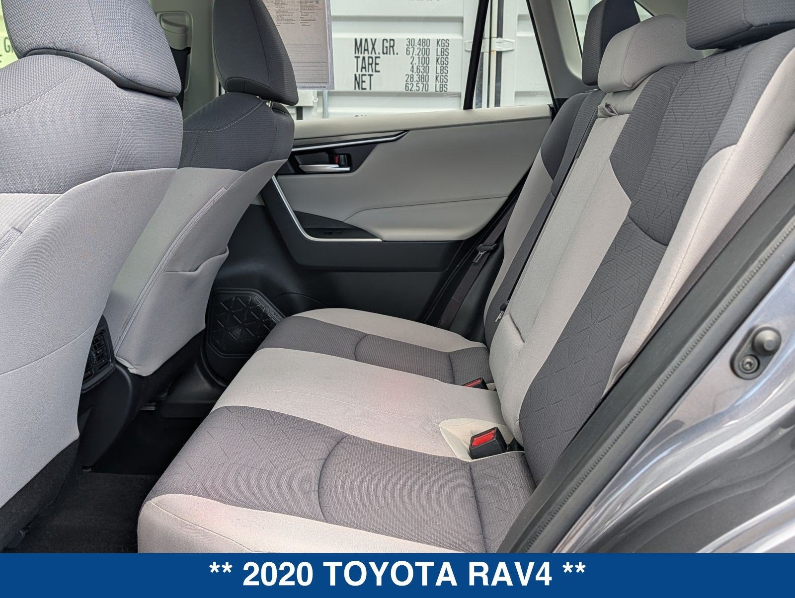 2020 Toyota RAV4 XLE