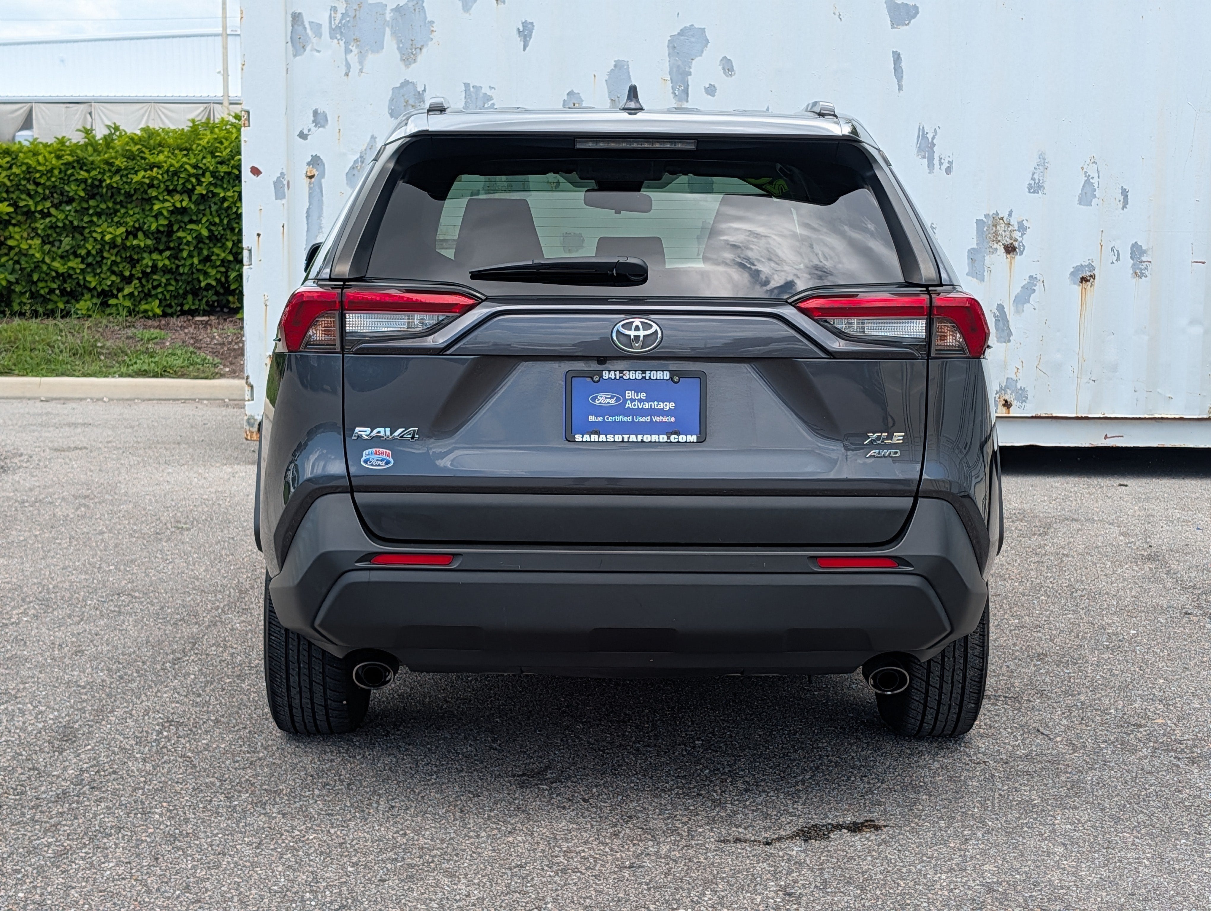 2020 Toyota RAV4 XLE