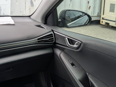 2022 Hyundai Ioniq Hybrid SE