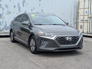 2022 Hyundai Ioniq Hybrid SE