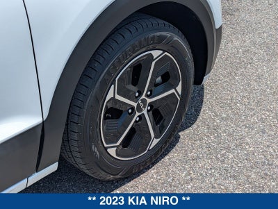 2023 Kia Niro EX