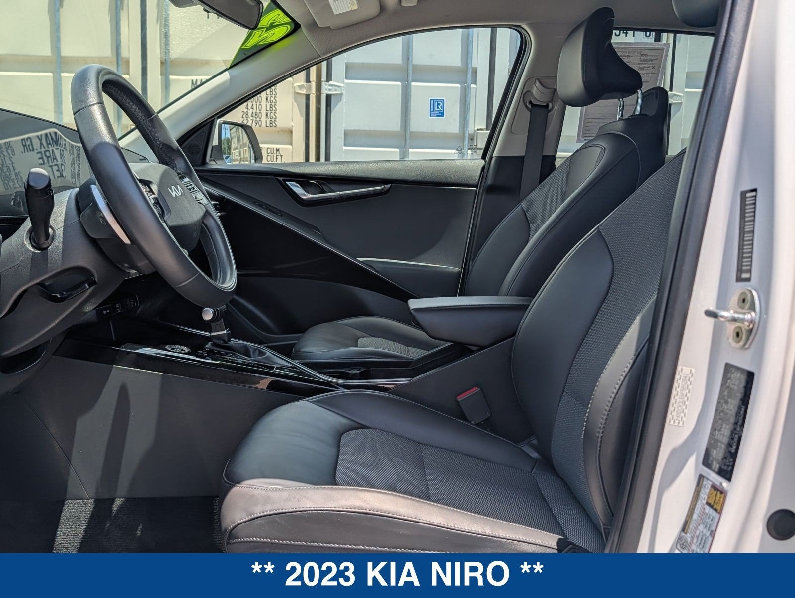 2023 Kia Niro EX