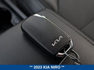 2023 Kia Niro EX
