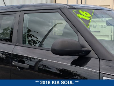 2016 Kia Soul Base