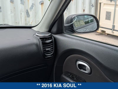 2016 Kia Soul Base