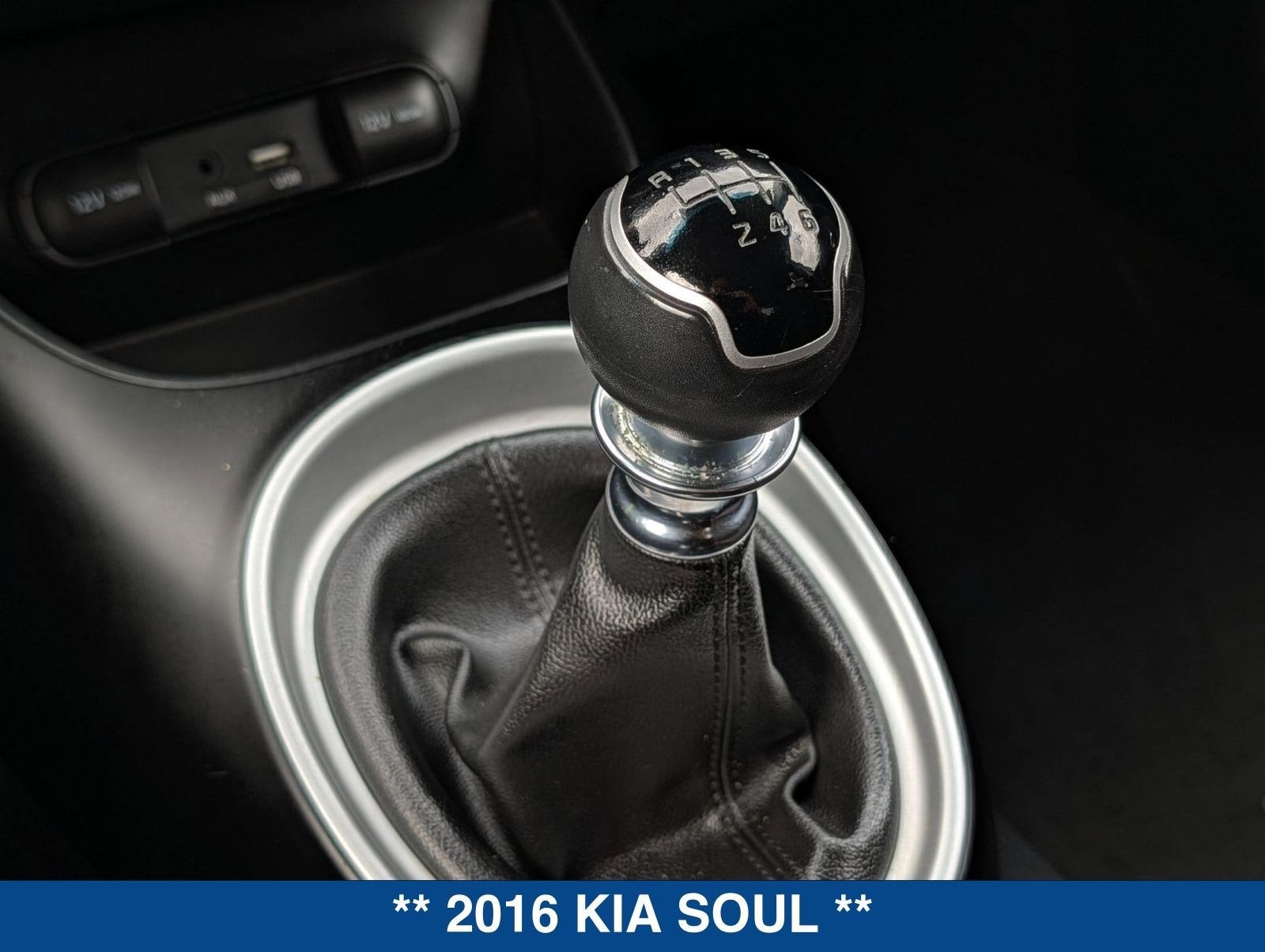 2016 Kia Soul Base