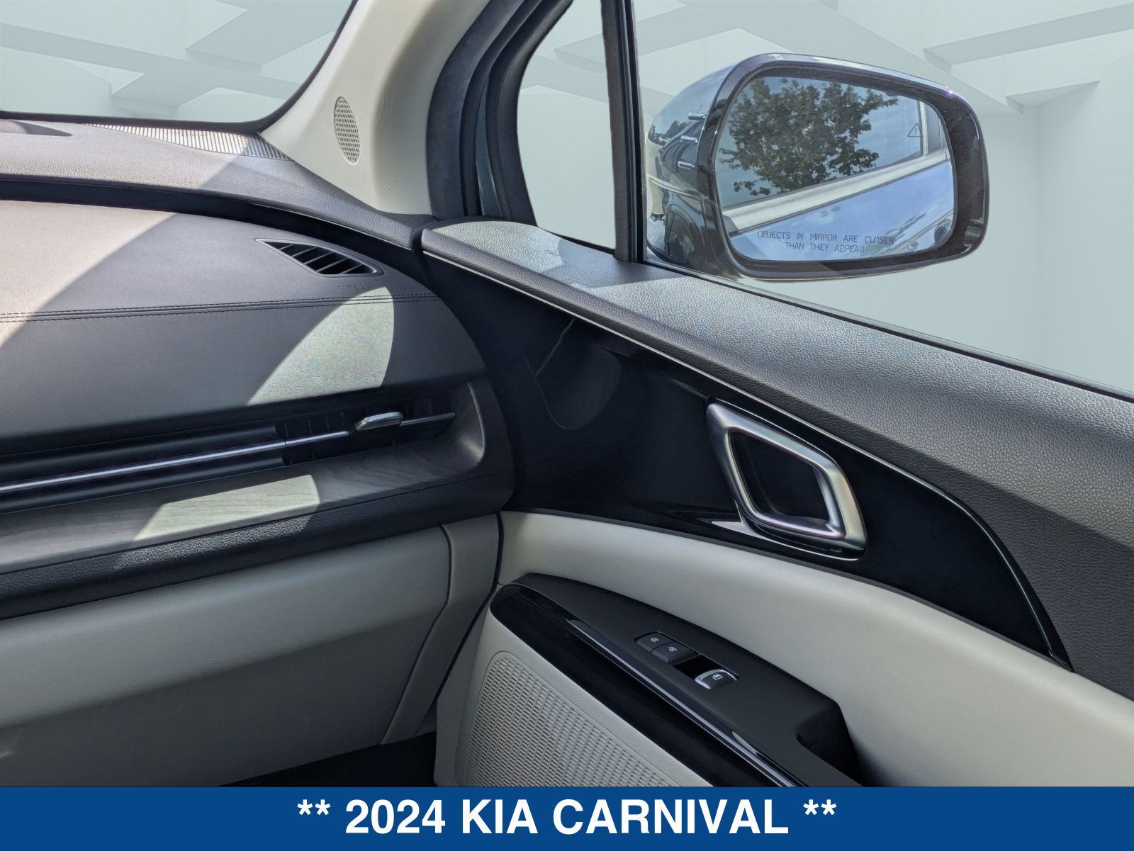 2024 Kia Carnival EX