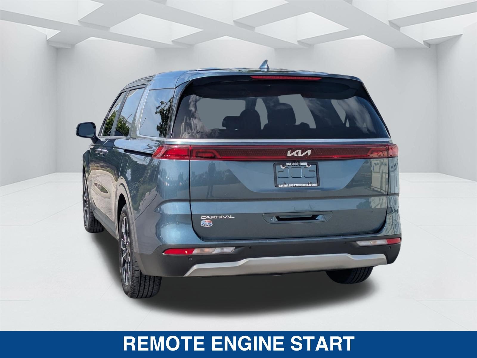2024 Kia Carnival EX