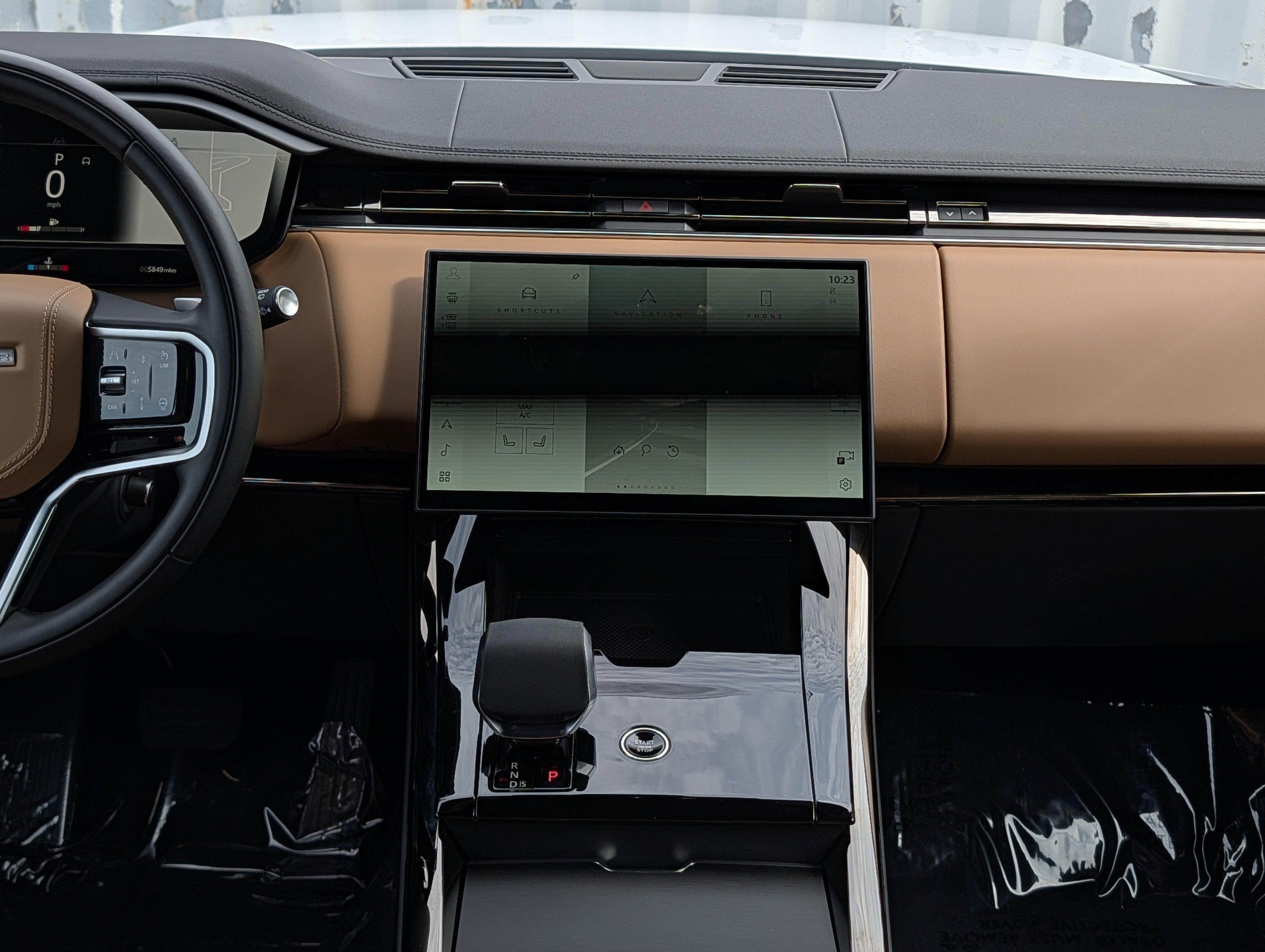2025 Land Rover Range Rover Sport P360 SE