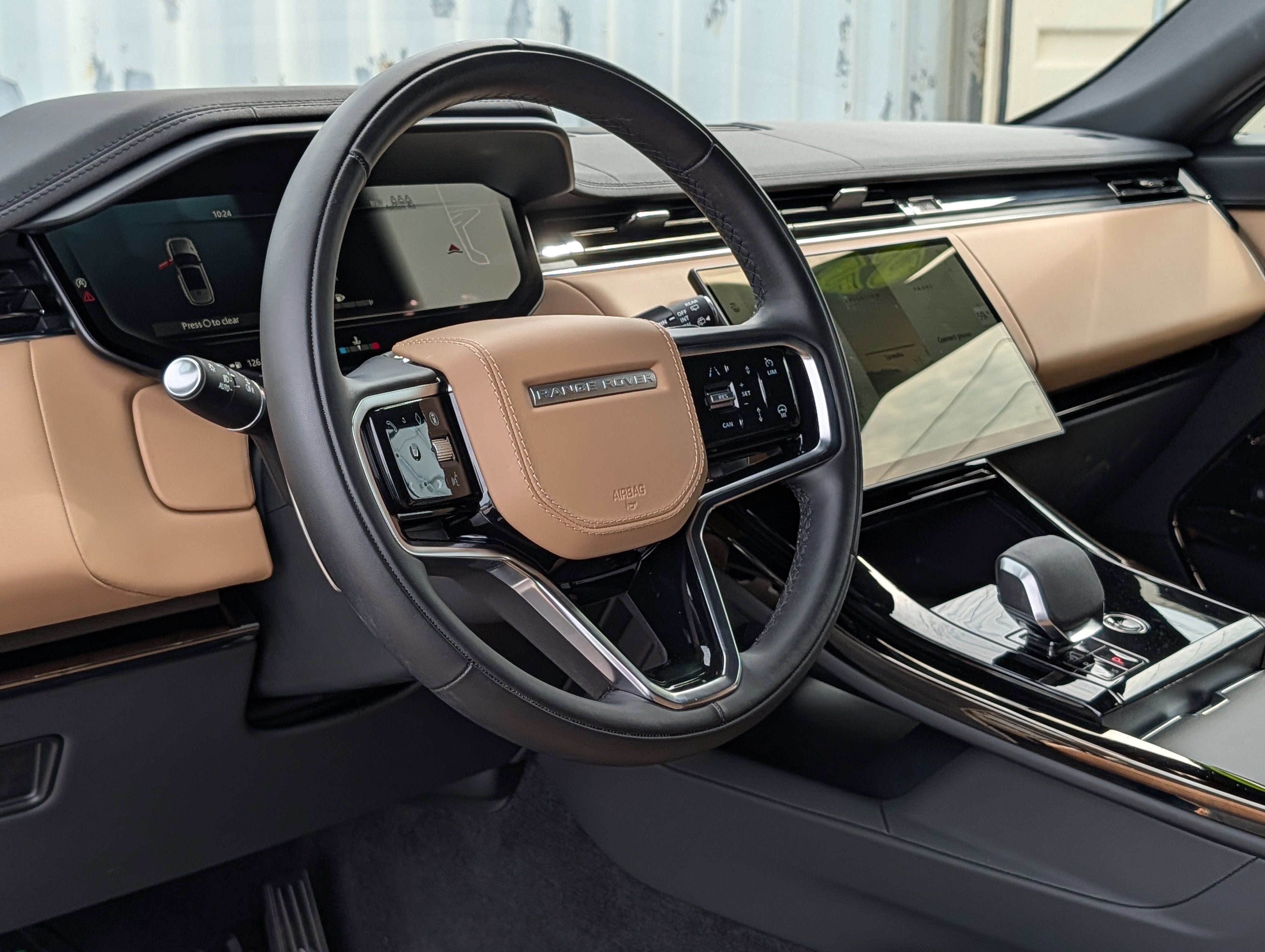 2025 Land Rover Range Rover Sport P360 SE