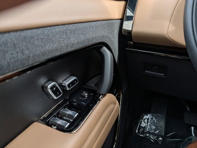 2025 Land Rover Range Rover Sport P360 SE