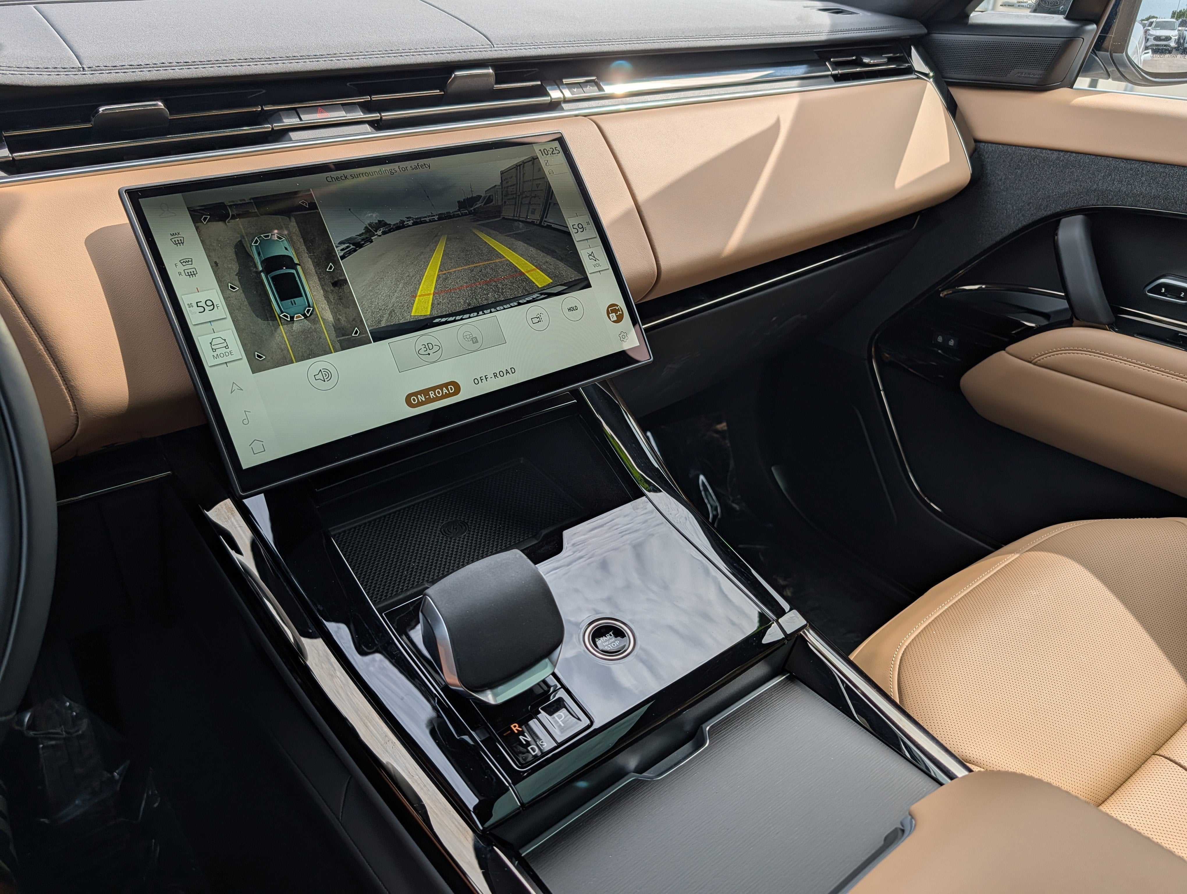 2025 Land Rover Range Rover Sport P360 SE