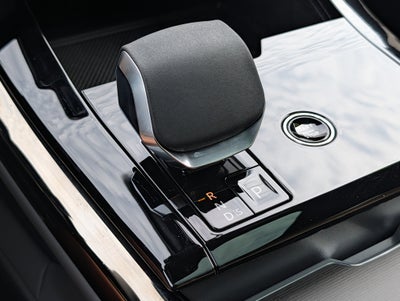 2025 Land Rover Range Rover Sport P360 SE