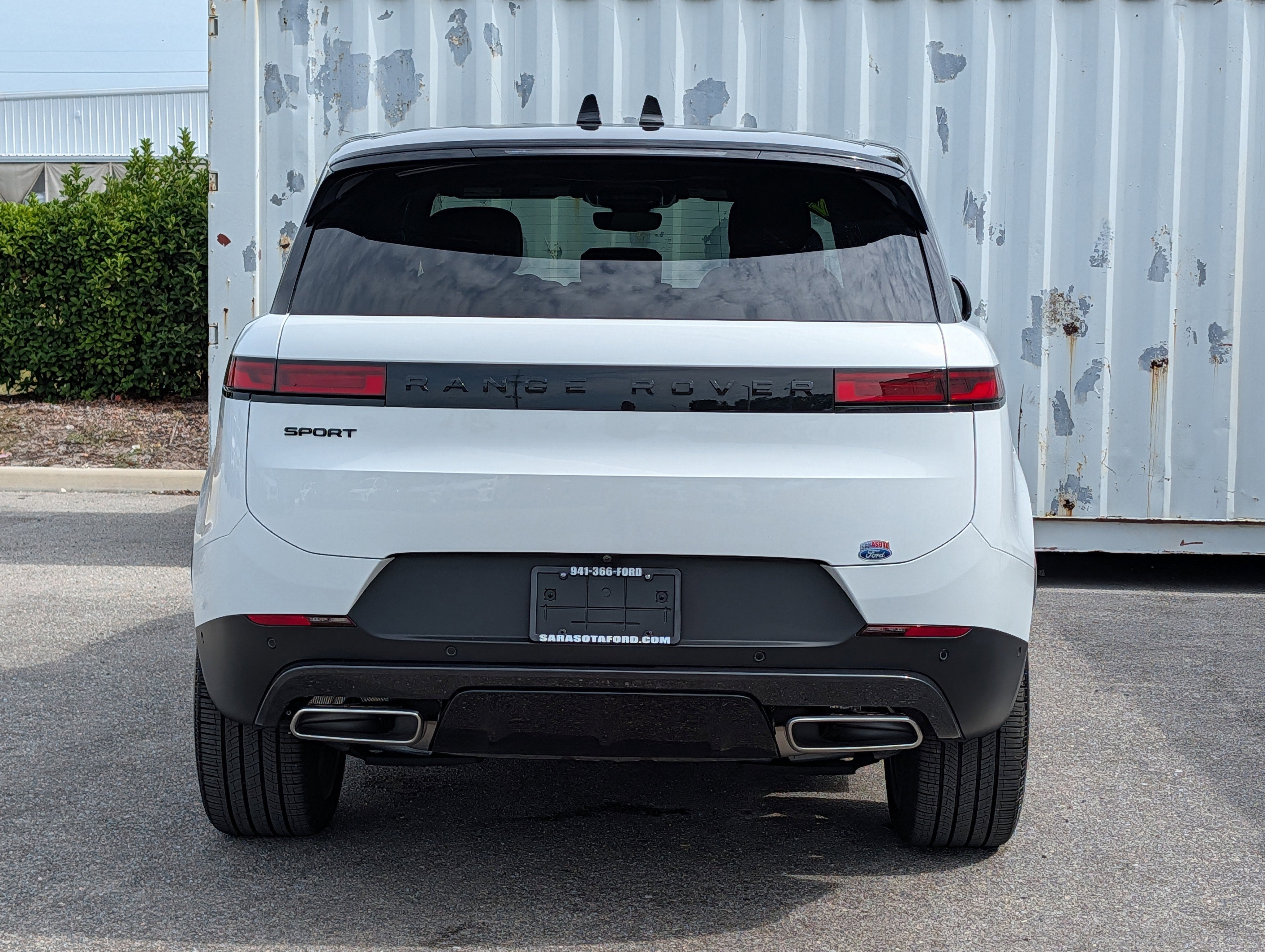 2025 Land Rover Range Rover Sport P360 SE