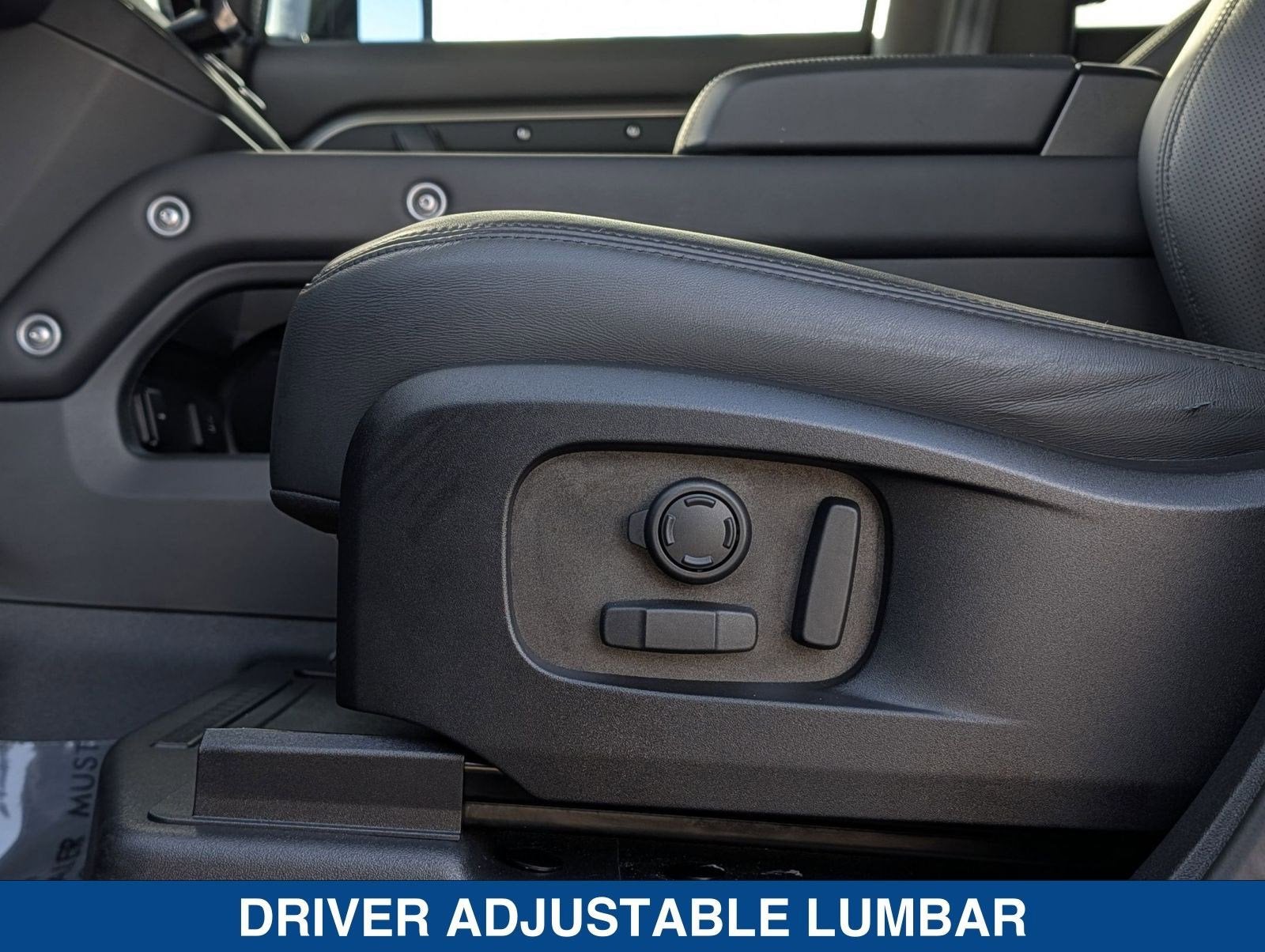 2025 Land Rover Defender P400 S