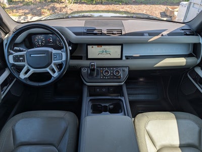 2021 Land Rover Defender 110 SE
