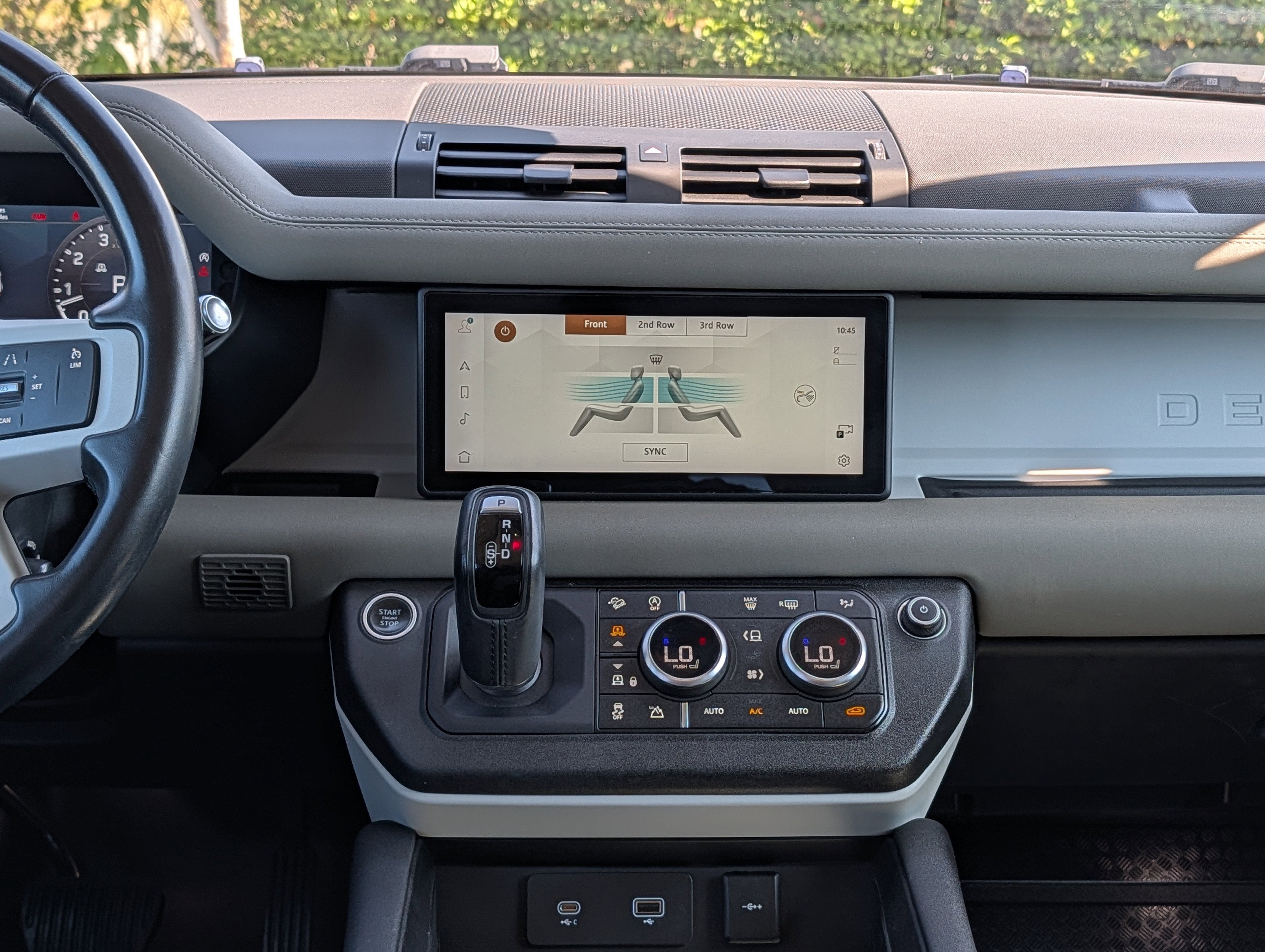 2021 Land Rover Defender 110 SE
