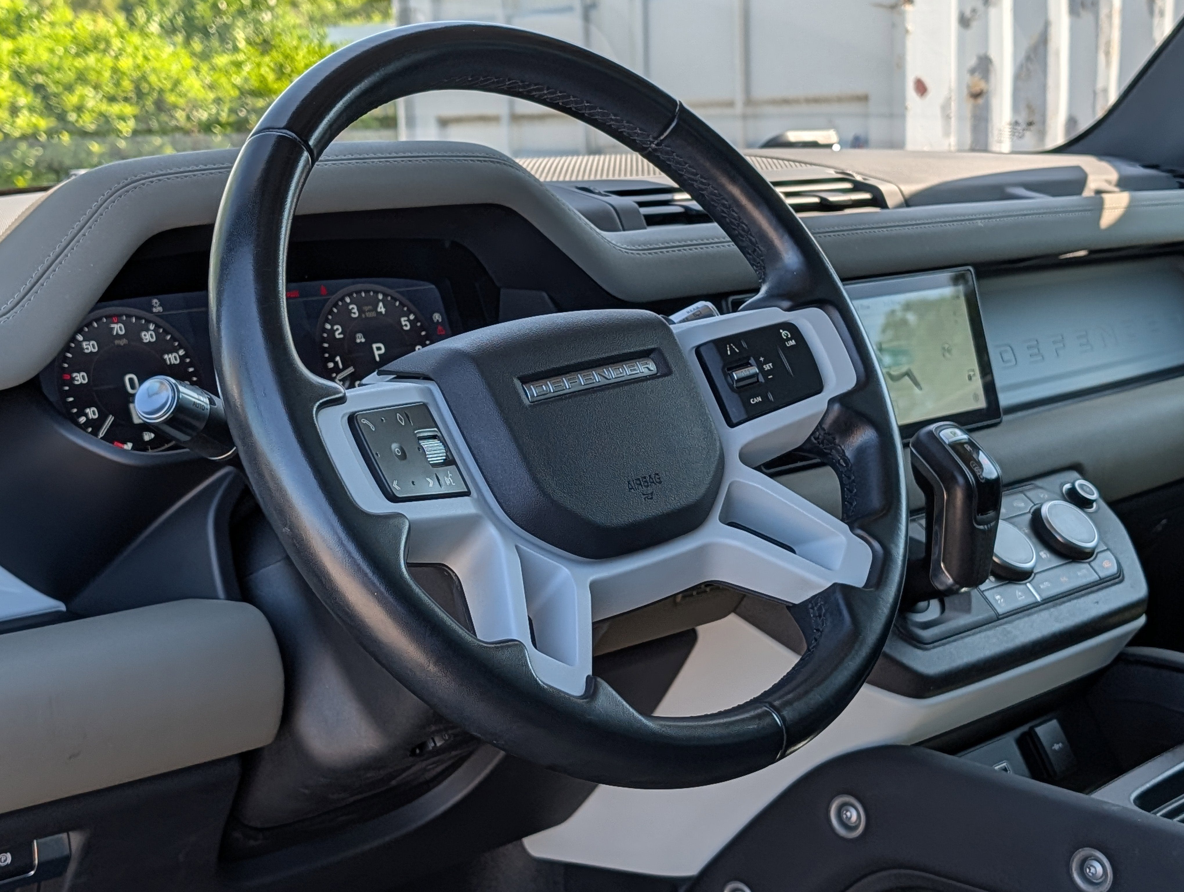 2021 Land Rover Defender 110 SE
