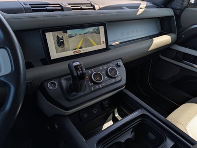 2021 Land Rover Defender 110 SE