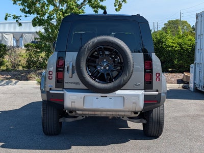 2021 Land Rover Defender 110 SE