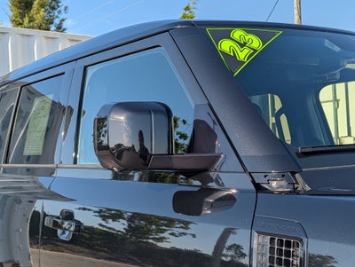 2023 Land Rover Defender 110 V8