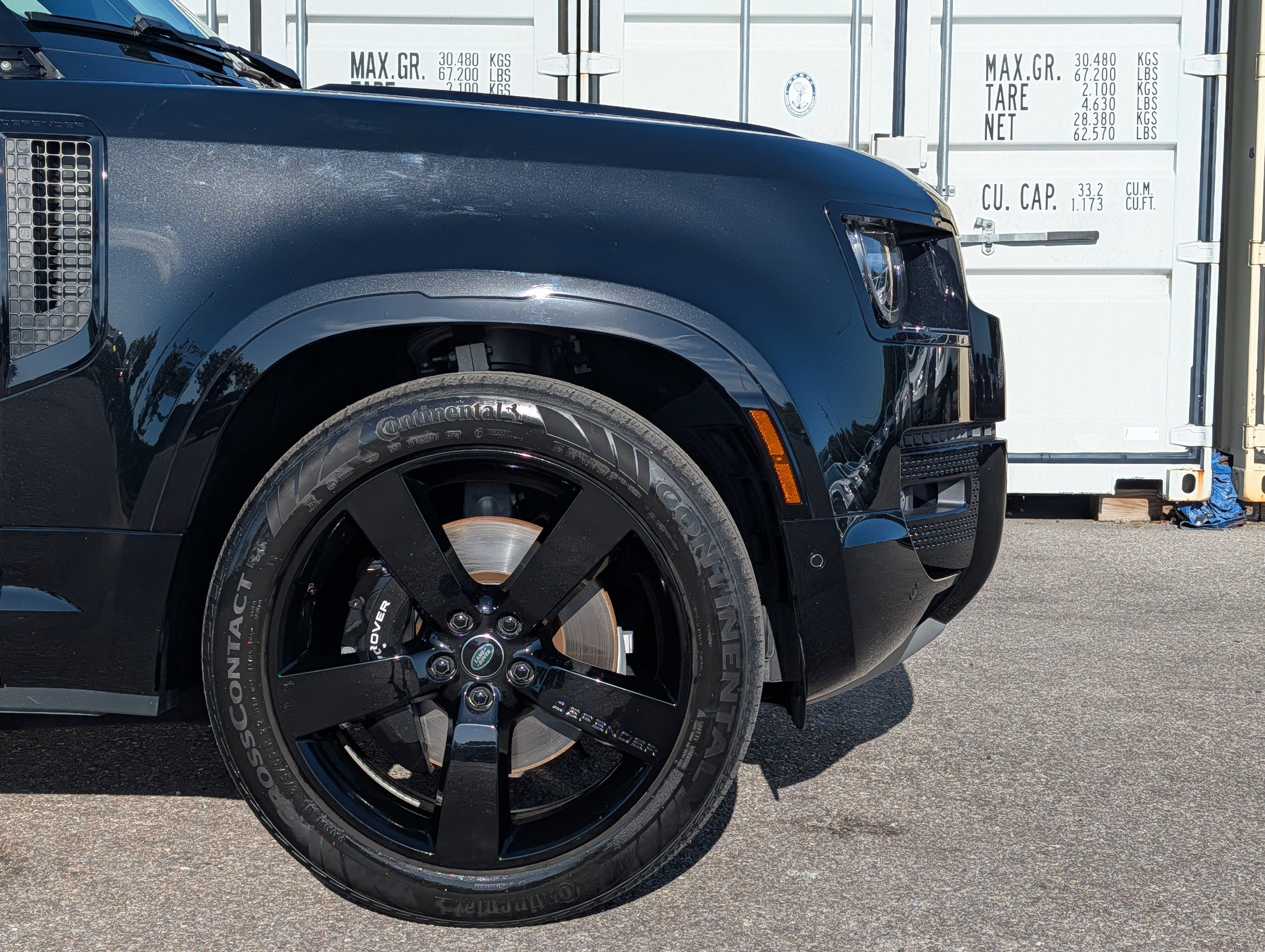 2023 Land Rover Defender 110 V8