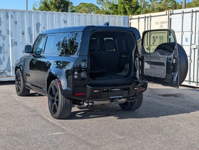 2023 Land Rover Defender 110 V8