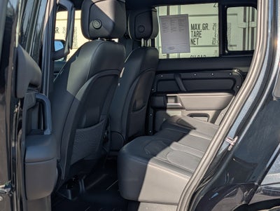 2023 Land Rover Defender 110 V8